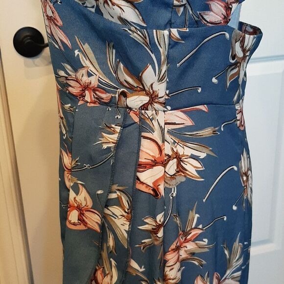 L & T Blue Sleeveless Flowy Open Back Ruffle Bottom Floral Print Dress - Picture 8 of 16
